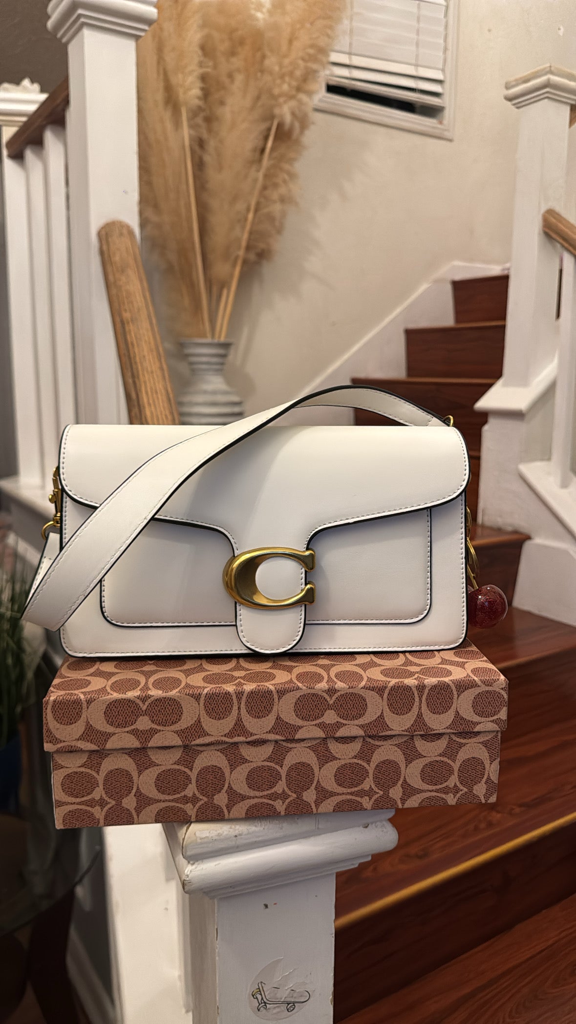 White Teri 26