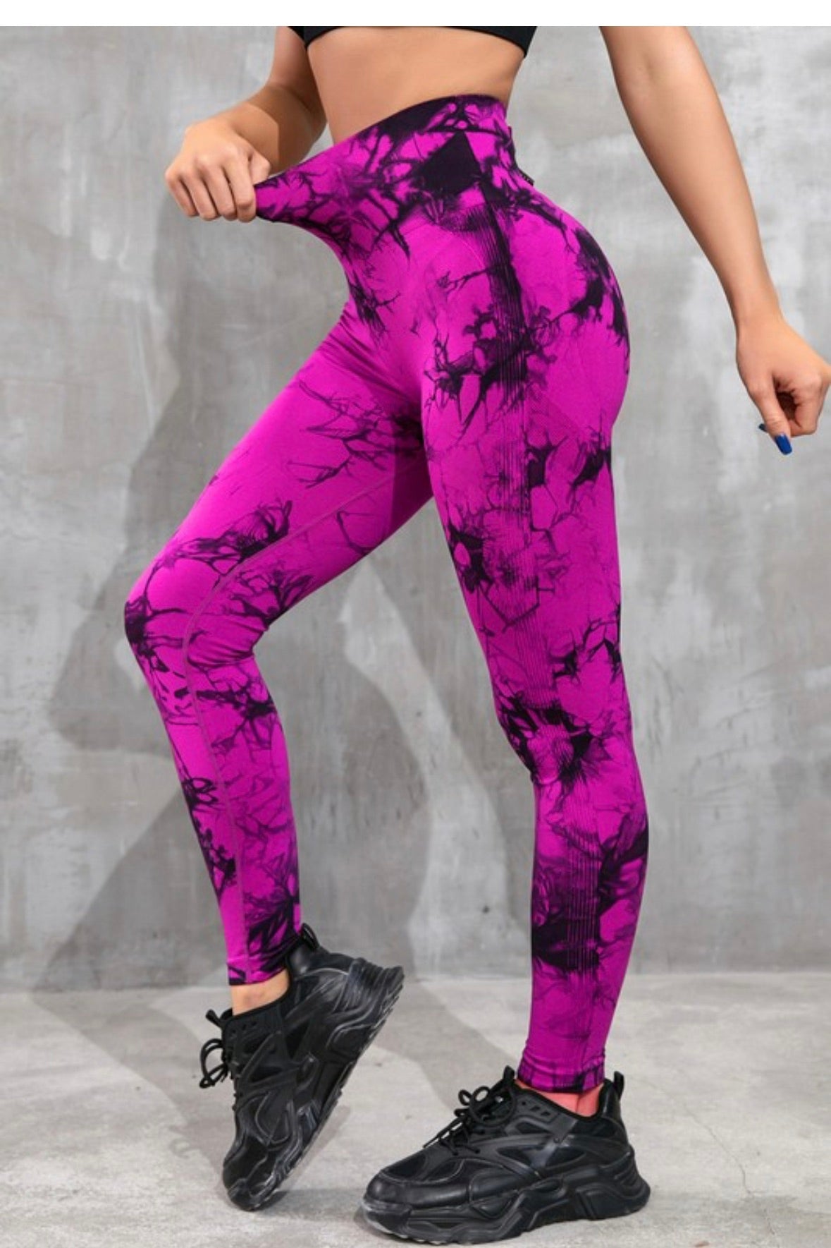 Tie dye scrunch leggings