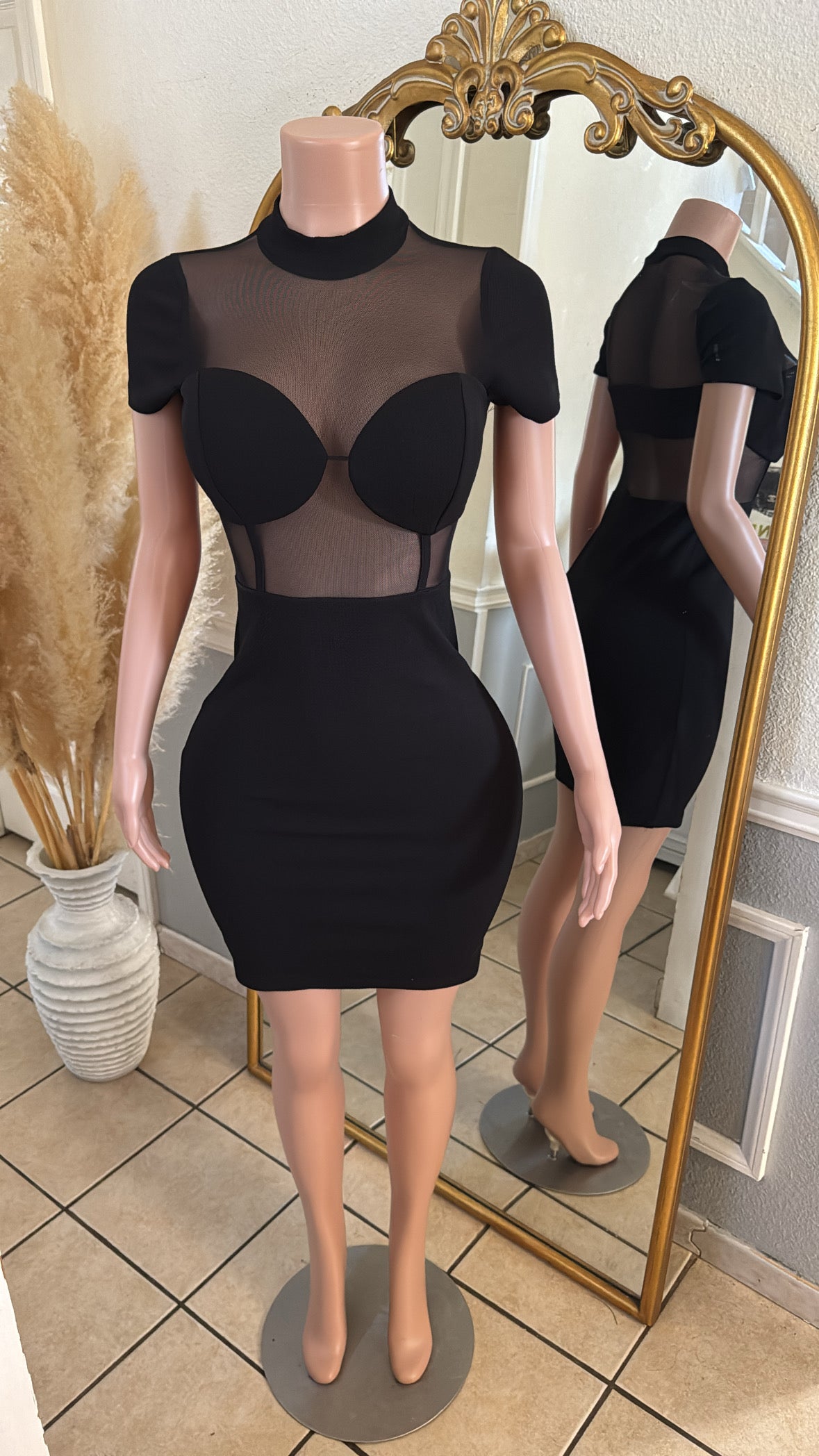 Short sleeve mesh